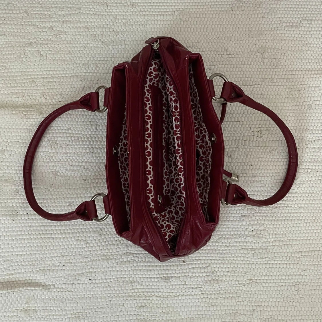 Röd handväska - 91