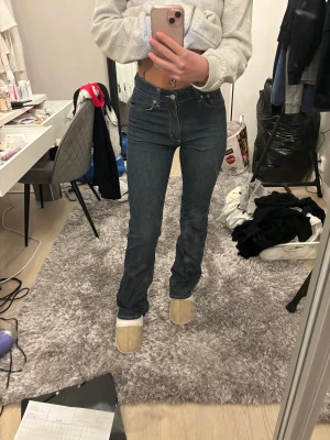 Crocker jeans - finaste midwaist jeansen från crooker, knappt använda ☺️💗 säljer då dom inte används