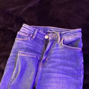 Skinny jeans as fina och jätte sköna men kommer aldirg till användning tyvärr köpta för 599
