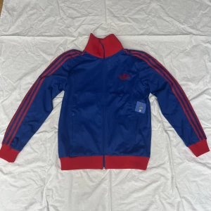 Adidas zip up tröja - .