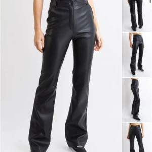 Madlady skinnbyxor - Säljer mina långa skinnbyxor från Madlady. Använda ett fåtal gånger och fint skick! Sömnen har tyvärr gått upp inuti ena fickan men går såklart att sy men ingenting som syns. Nypris 649 kr på deras hemsida🤍