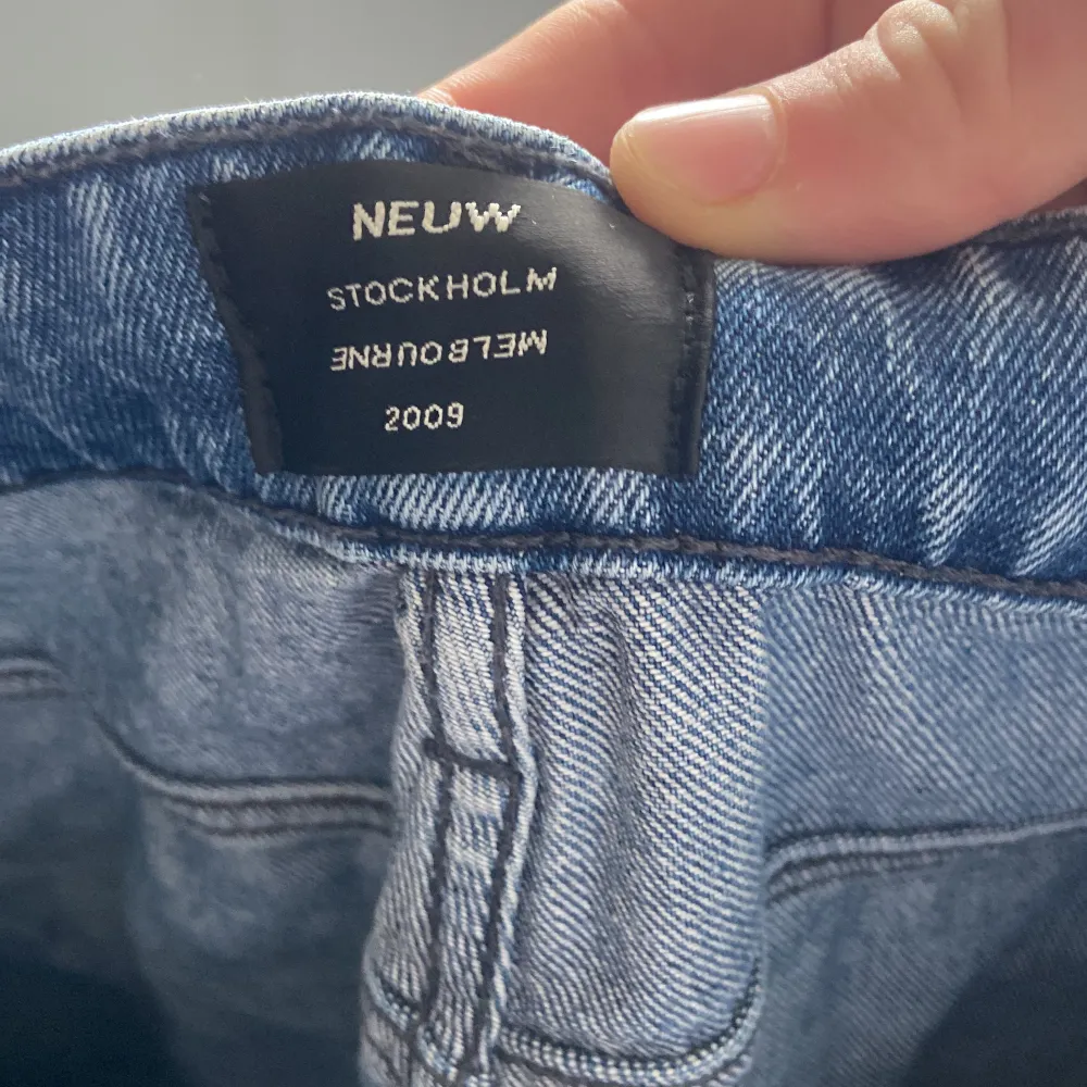 Säljer dessa feta Neuw Denim jeans! Helt nya❗️ pris 1000 . Jeans & Byxor.