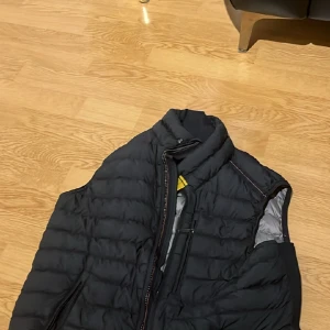 Parajumpers väst  - Parajumpers väst xs 