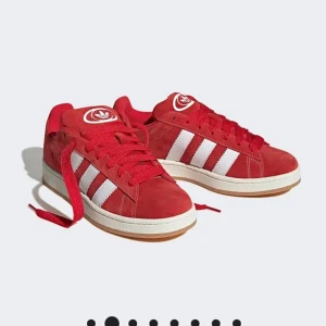 Adidas campus  - Storlek 46  Använda några gånger men syns knappt  Skriv för fler bilder!