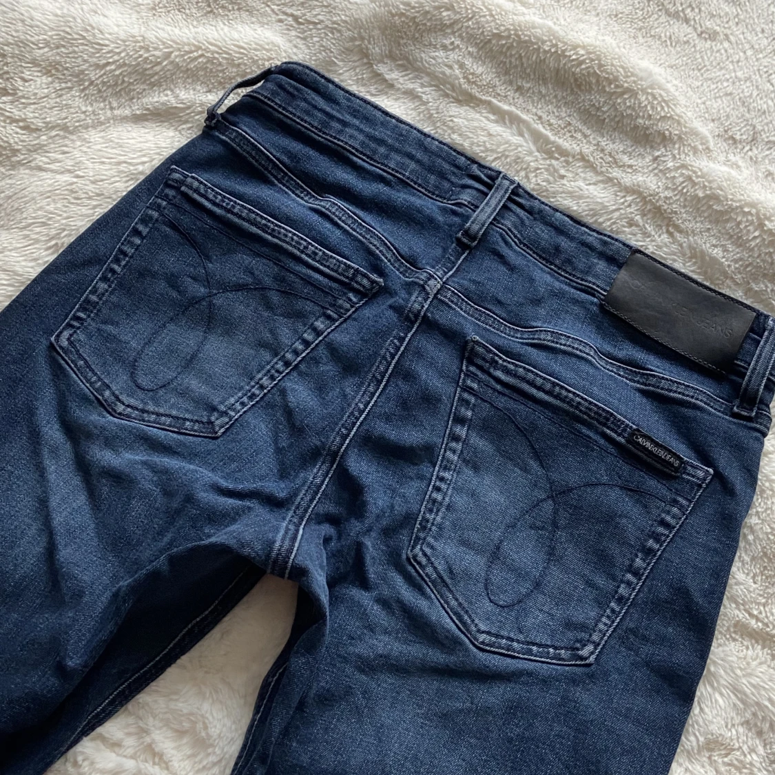 Calvin Klein Jeans - 90