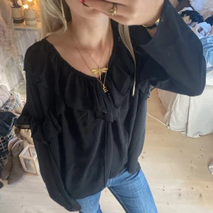 Blus - SUPER snygg blus❣️❣️