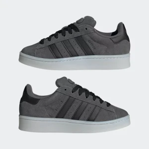 Adidas Campus 00s J - Helt nya Campus 00s J-sneakers till salu! Äkta såklart,  köpta på Footlocker i UK. Kontakta för bättre bilder / frågor. 💕