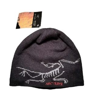 Arcteryx mössa - As snygg arcteryx mössa