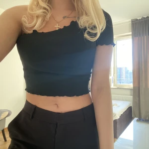 One shoulder topp - Svart one shoulder topp