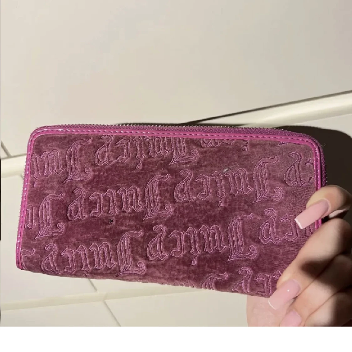 Juicy Couture plånbok - 90