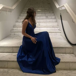 balklänning - I jätte bra skick, andvänd en gång.