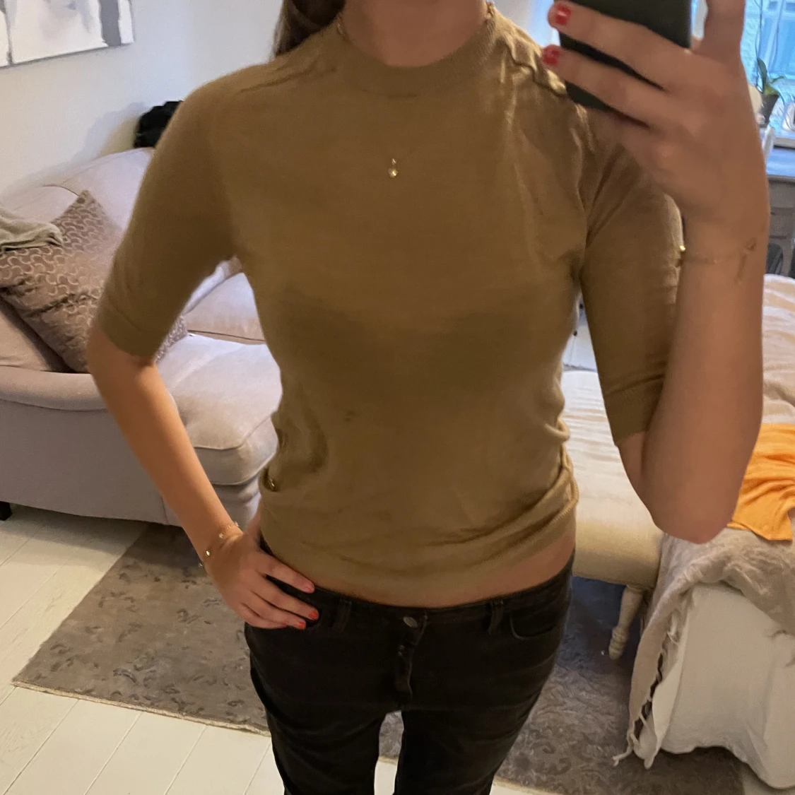 Beige kortärmad tröja