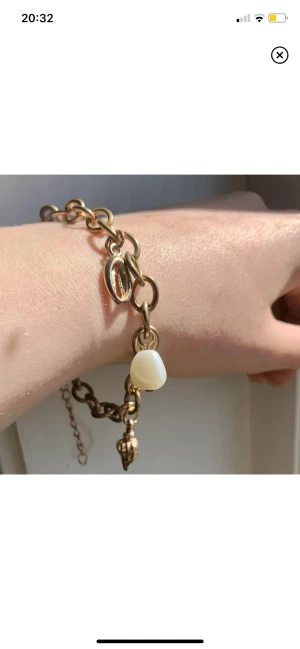 Armband  - Armband med snäckor och pärlor 🤍