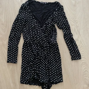 Playsuit - Söt playsuit / jumpsuit fem Boohoo
