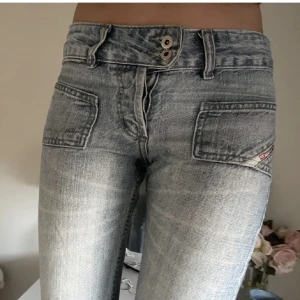 Diesel jeans - Såå snygga diesel jeans i storlek 26/32
