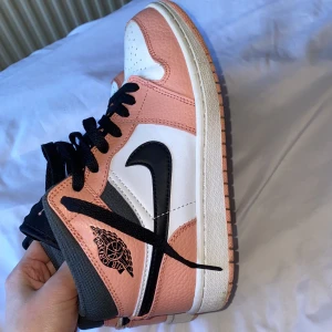 Jordan Nike   - Jordan Nike, använt 3 gånger bara, mycket bra i skick.