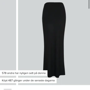 Långkjol - ”Second skin” långkjol från bikbok! Prislappen sitter kvar! Nypris 299, mitt pris 150kr