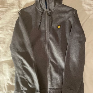 Lyle and Scott - Begangnad bra skick 