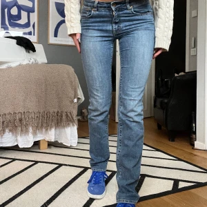 Crocker jeans - Skitsnygga lågmidjade jeans från crocker!! Fint skick 🌸