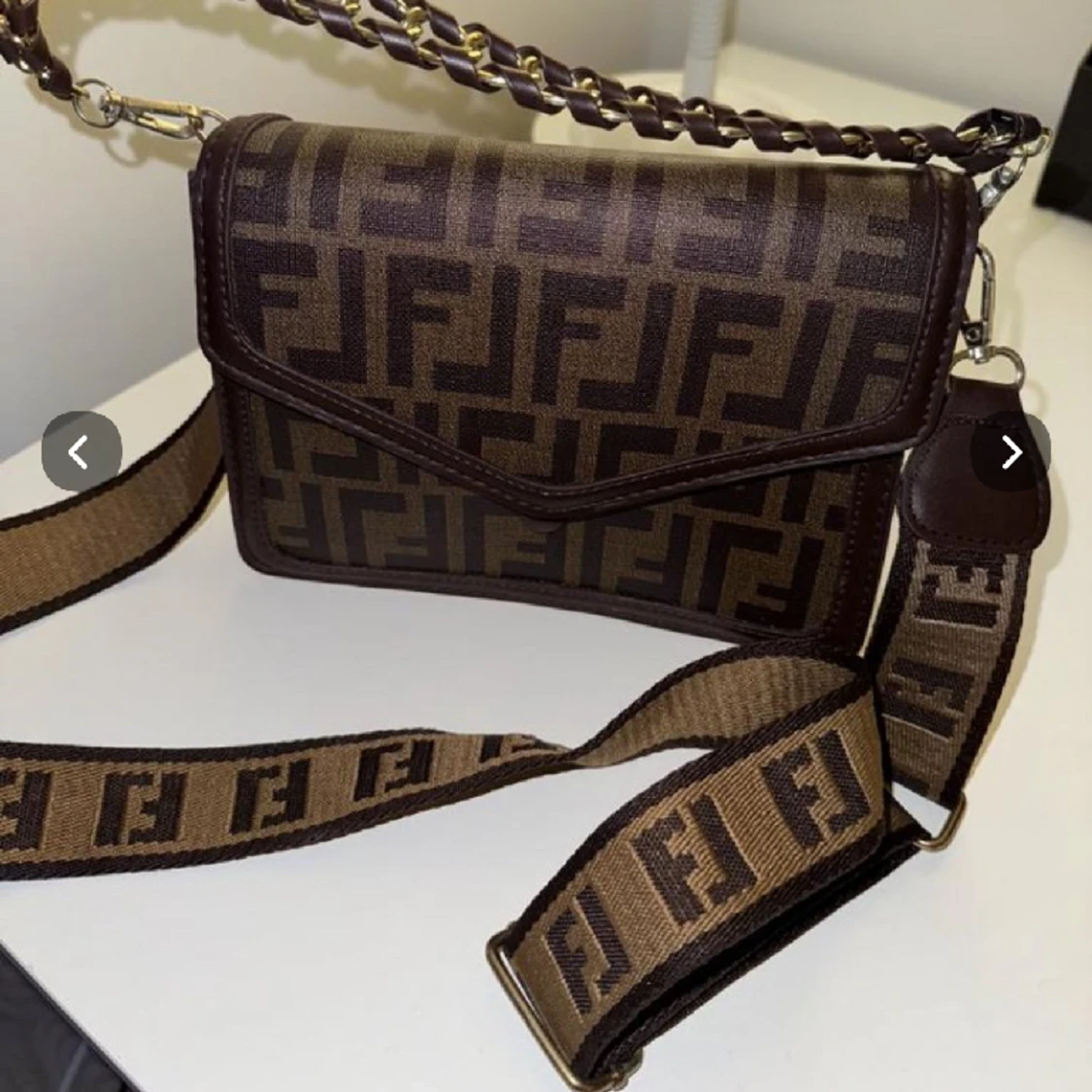 Axelremsväska brun, oanvänd