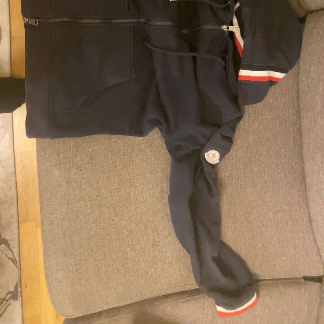 Moncler kofta  - 90