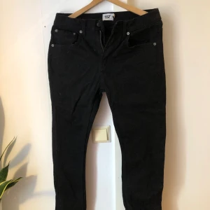 Svarta slim jeans - Aldrig använda