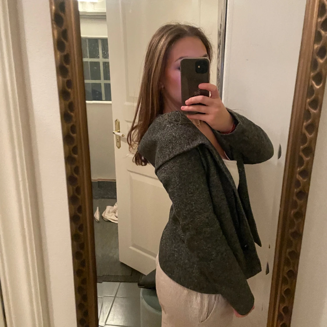 Mörkgrå kappa  - 90