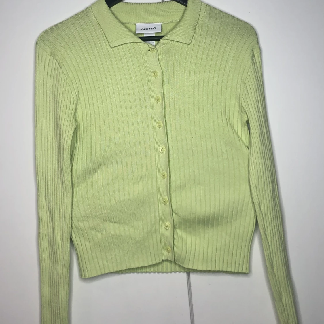 Lime grön - Tröja med knappar - 1