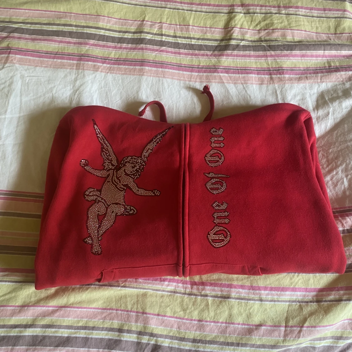 Röd one of one zip - 90