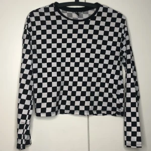 Checkered Top  - - Mycket bra skick
