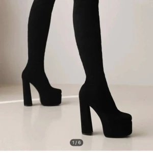 Söker storlek 35,36 - Söker storlek 35,36 max 200,300 kr 