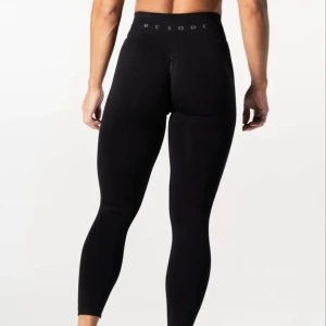 Relode prime scrunch  - Svarta Relode prime Scrunch tights i storlek XS. Använda en gång och nytvättade. I fint skick.