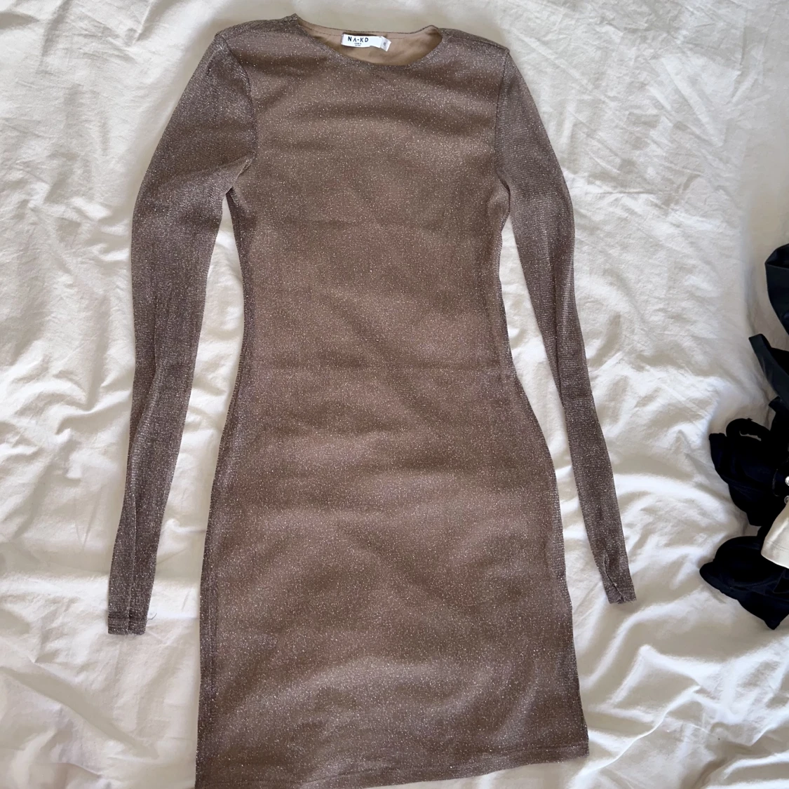 Glittrig miniklänning  - 90