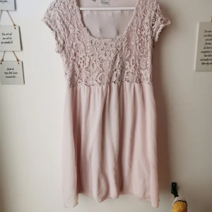 Klänning bodyflirt - Superfin