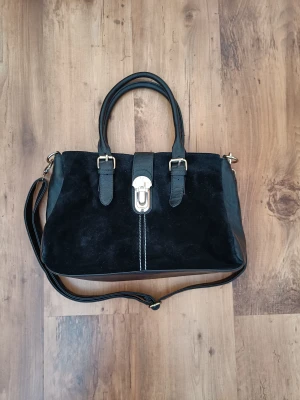 Handväska  - Handväska i bra skick 