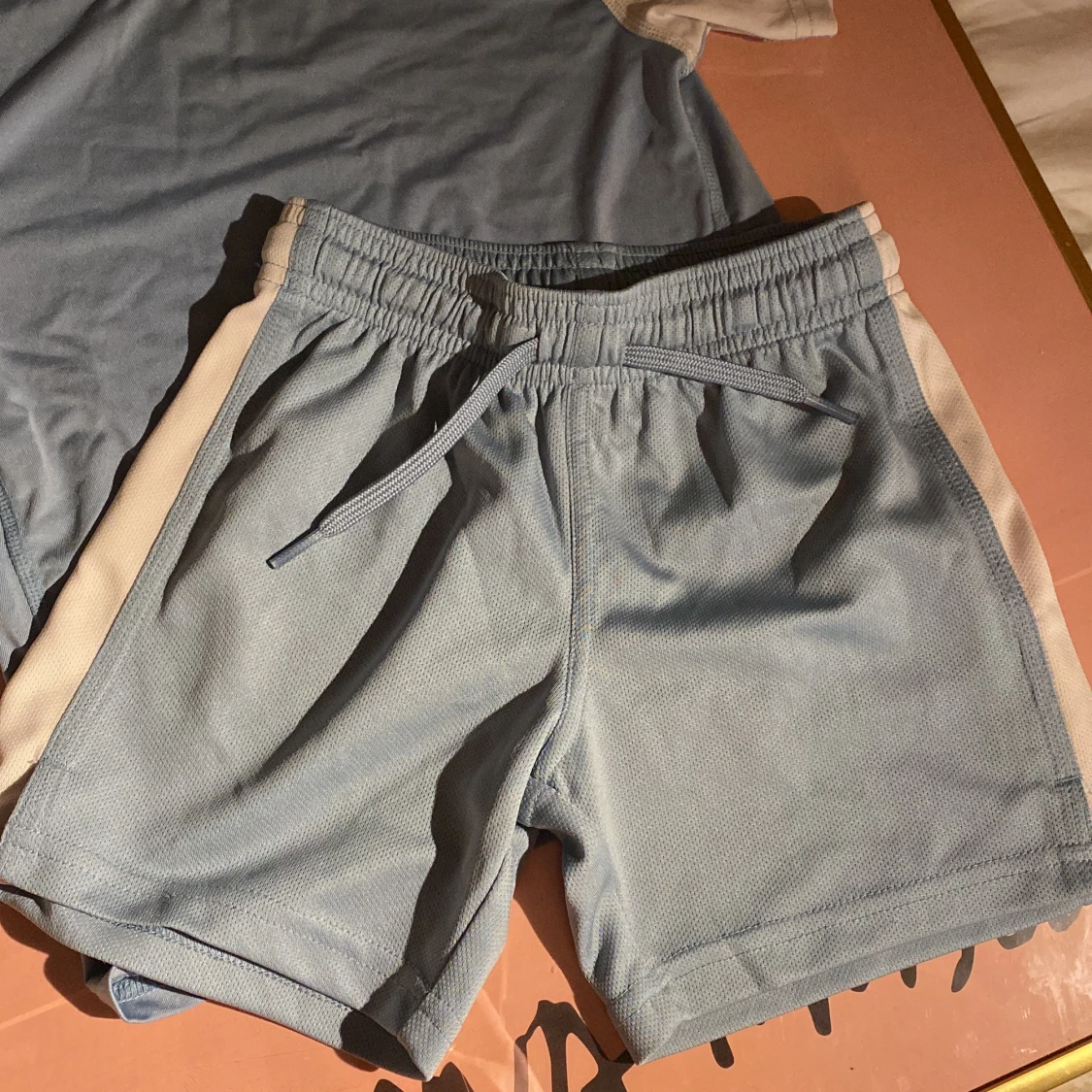 Träningsset i stl.98/104  - 90