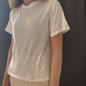 Tshirt - En tshirt från lager 157. Storlek xs, använd fåtal gånger💕