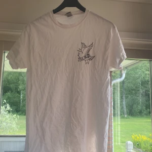 Lil peep t-shirt - Lil peep t-shirt i storlek M. Använd nån enstaka gång💕