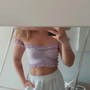 Somrig topp - En väldigt somrig och luftig topp från Shein  troligtvis i storlek xs/s