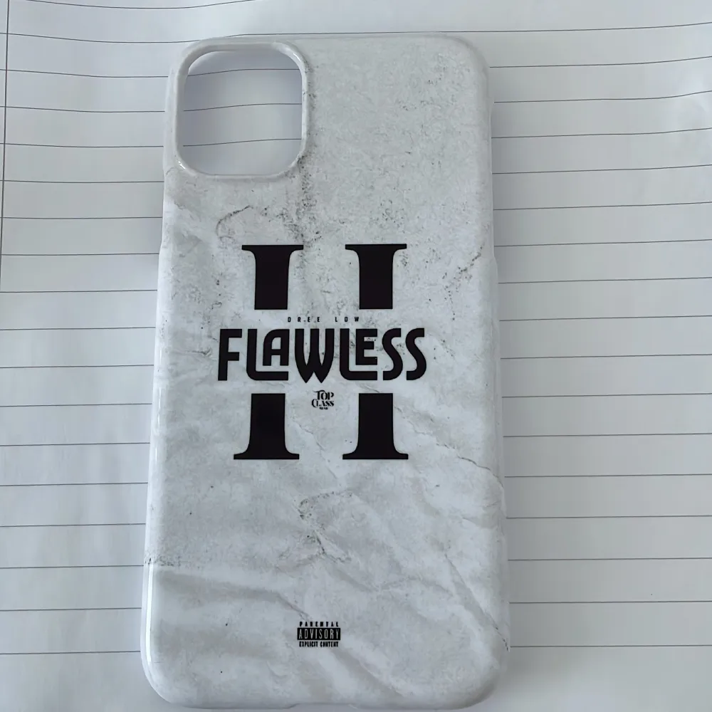 vår älskade DreeLows album Flawless 2s skal. har i iphone 11 och iphone X. Dock är iphone X skalet använd, 11 helt ny.. Övrigt.