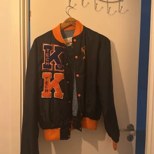 College jacka - Jättefin collejacka köpt i Malmö
