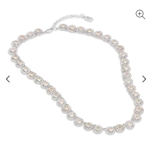 Lily & Rose halsband - Säljer detta diamanthalsband som jag vann i en Lily and Rose tävling på Instagram,  eftersom jag aldrig får användning för det. Orginalpris 2499kr, jag säljer för 800kr!