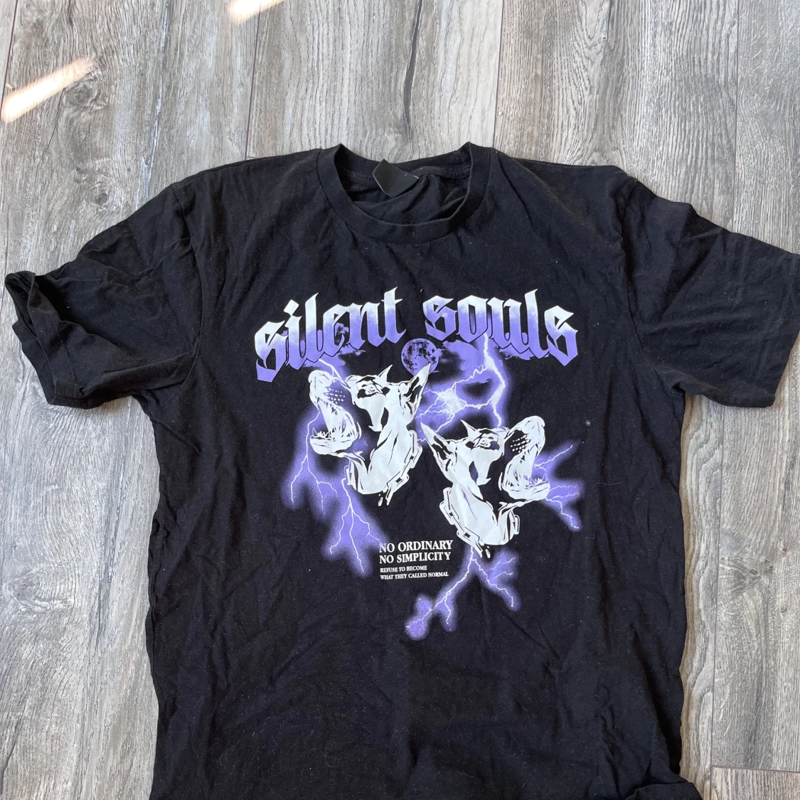 Svart T-shirt med tryck