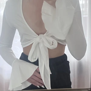 Topp - Sjukt fin sommartorp, aldrig använd!!🤍