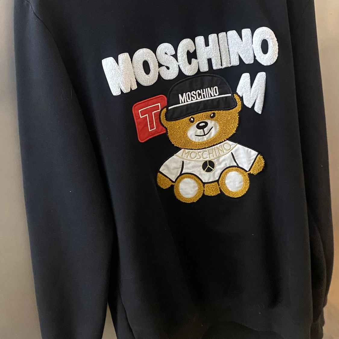 Moschino tröja  - 90