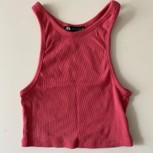 Linne från Zara - Kortare top från zara. Använd Max 5 gånger. Gott skick