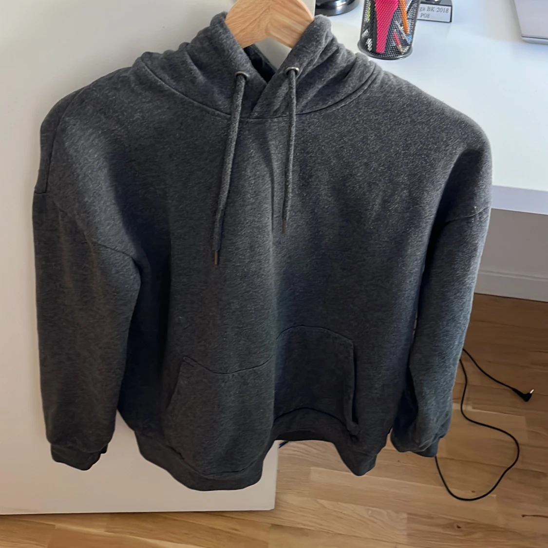 Grå Hoodie 