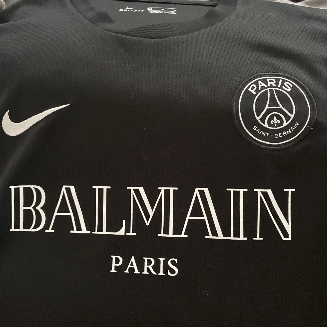 Nike Balmain Paris  - 91