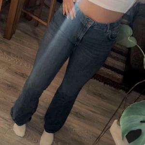  Bootcut jeans  - Snygga bootcut jeans i bra skick.