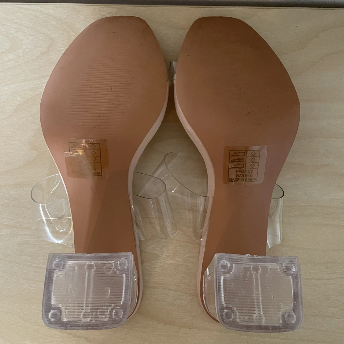 Boohoo transparent klack, stl.39 - 91